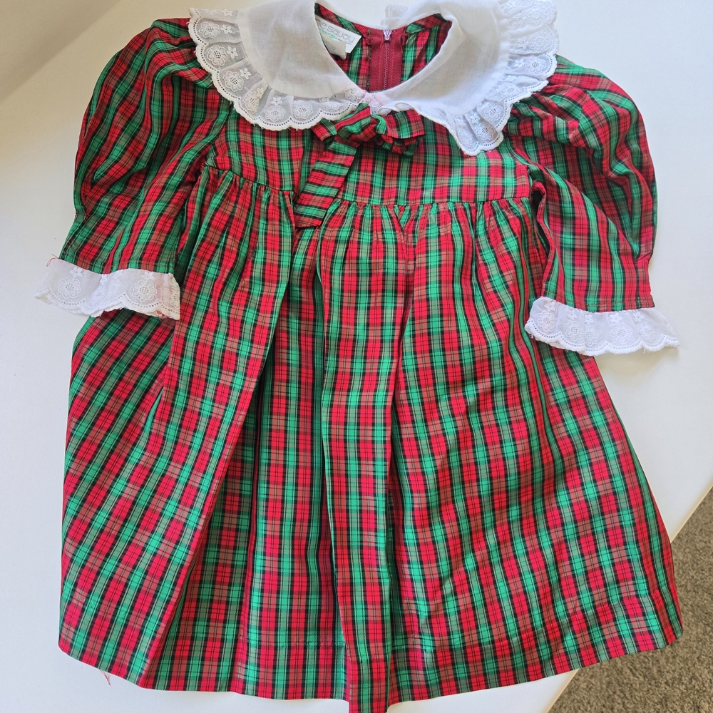 Plaid Red and Green Kids Christmas Dress, Vintage Made In The Usa